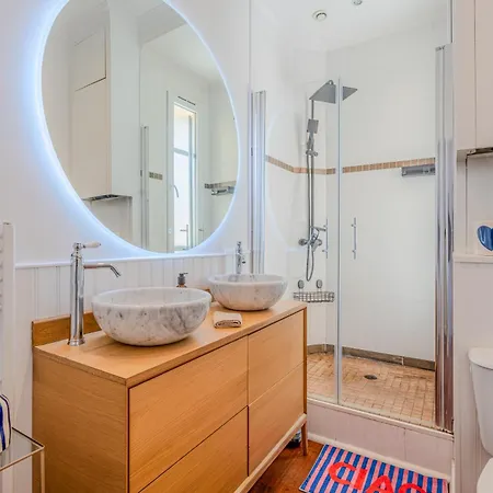 Apartment Bourgeois Au Centre De